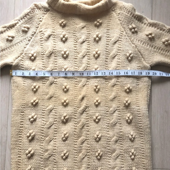 Handknit Cable Knit Bubble Stitch Wool Sweater in Cream - Picture 10 of 13